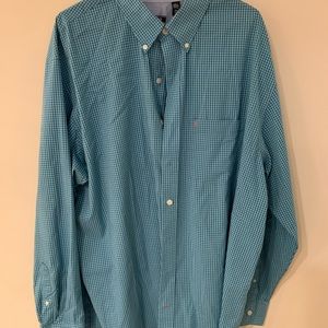 Men’s Izod long sleeve shirt